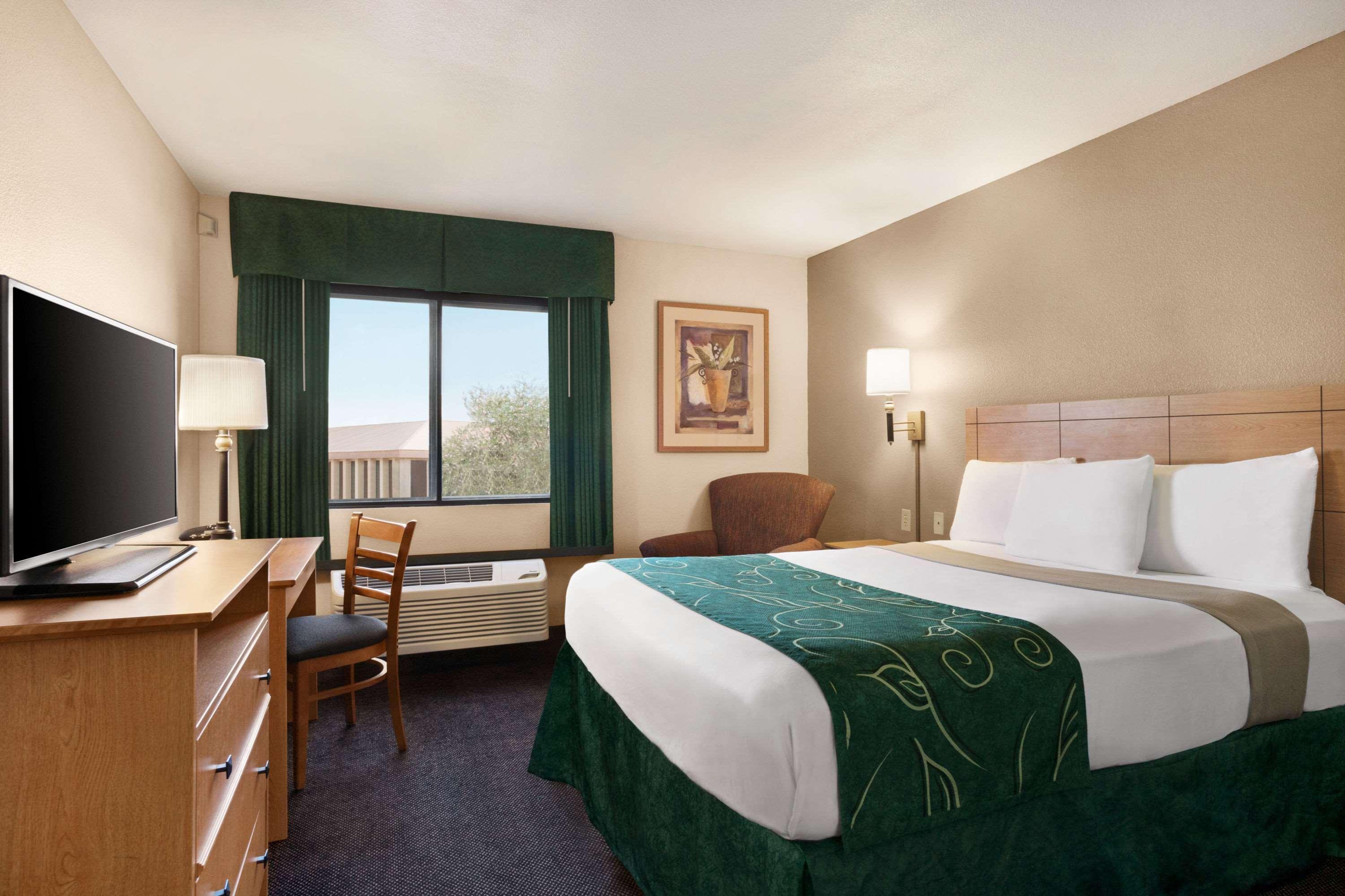 Travelodge By Wyndham Pecos Eksteriør billede